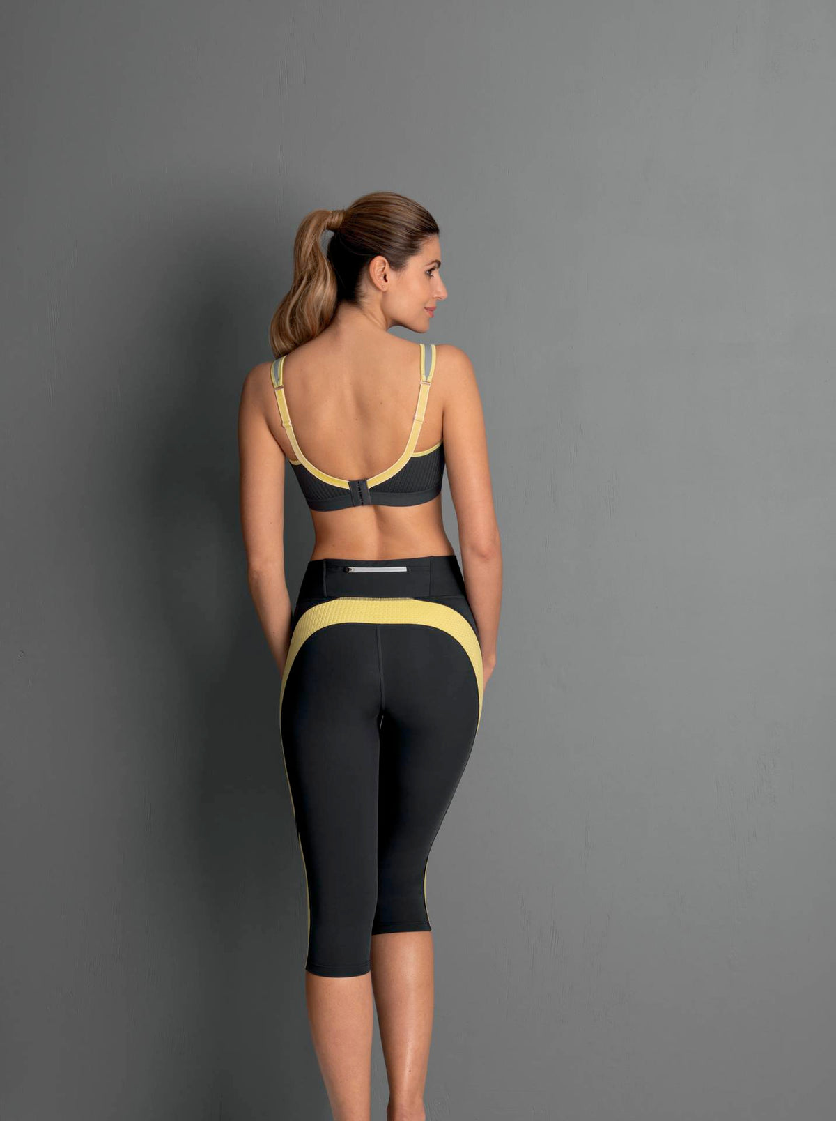 Sujetador deportivo Momentum - Iconic Gey